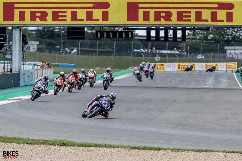 Départ course 1 1000 Superbike