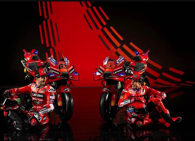 Marc Marquez et Francesco Bagnaia Ducati Lenovo 2025