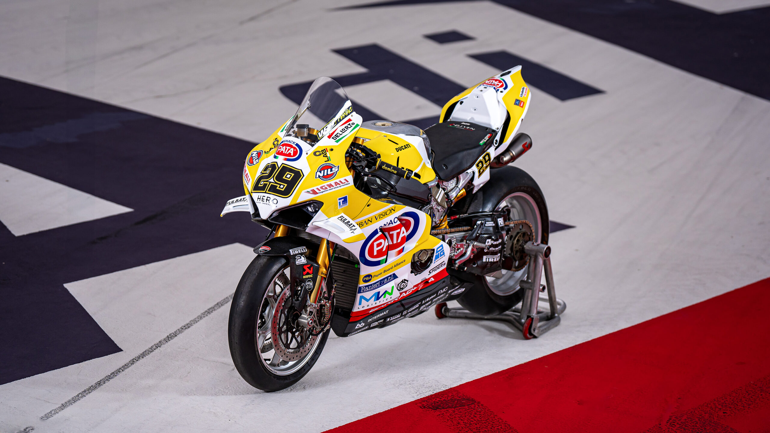 Ducati V4 R Pata GoEleven