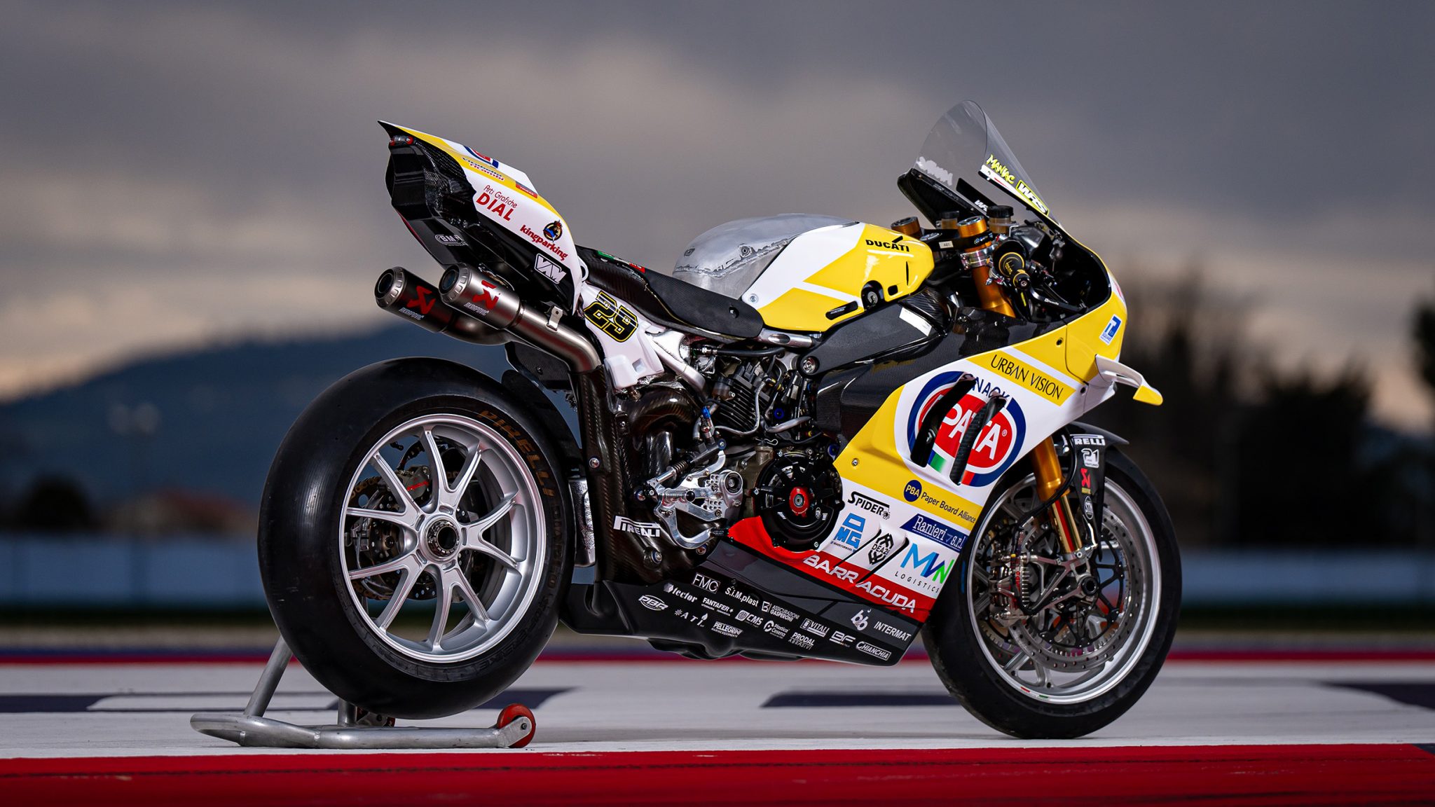 Ducati V4 R Pata GoEleven