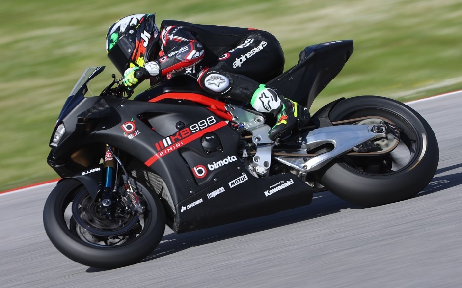 Alex Lowes Tests Superbike Portimao