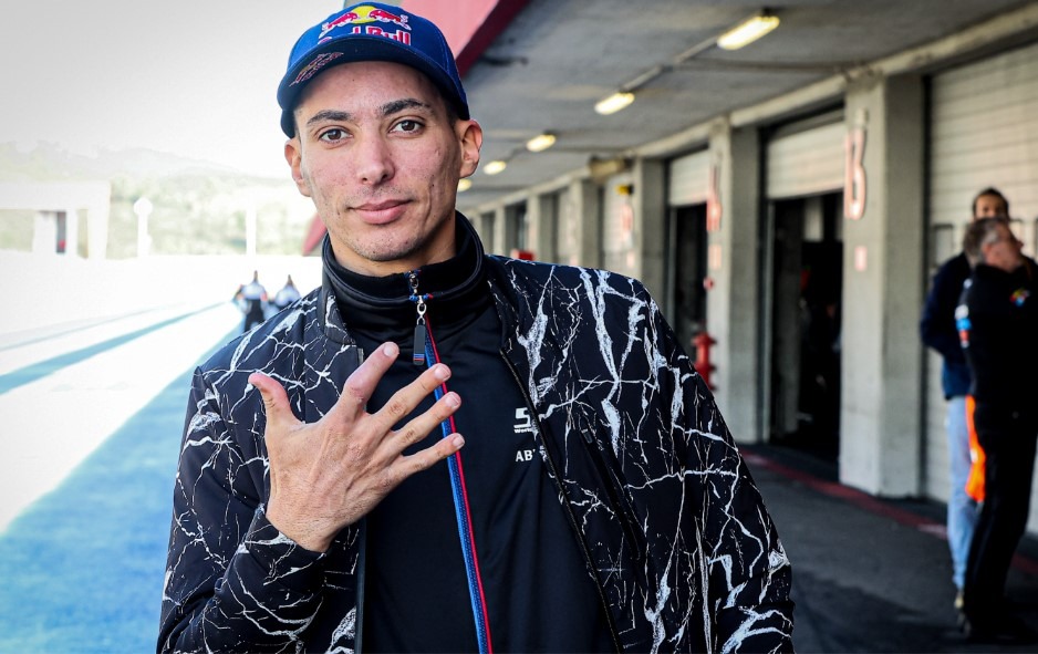 Toprak Razgatlioglu aux tests Portimao 2025