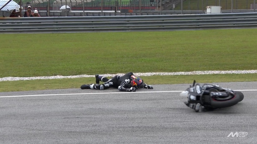 Chute Jorge Martin virage 2 Tests Sépang 2025