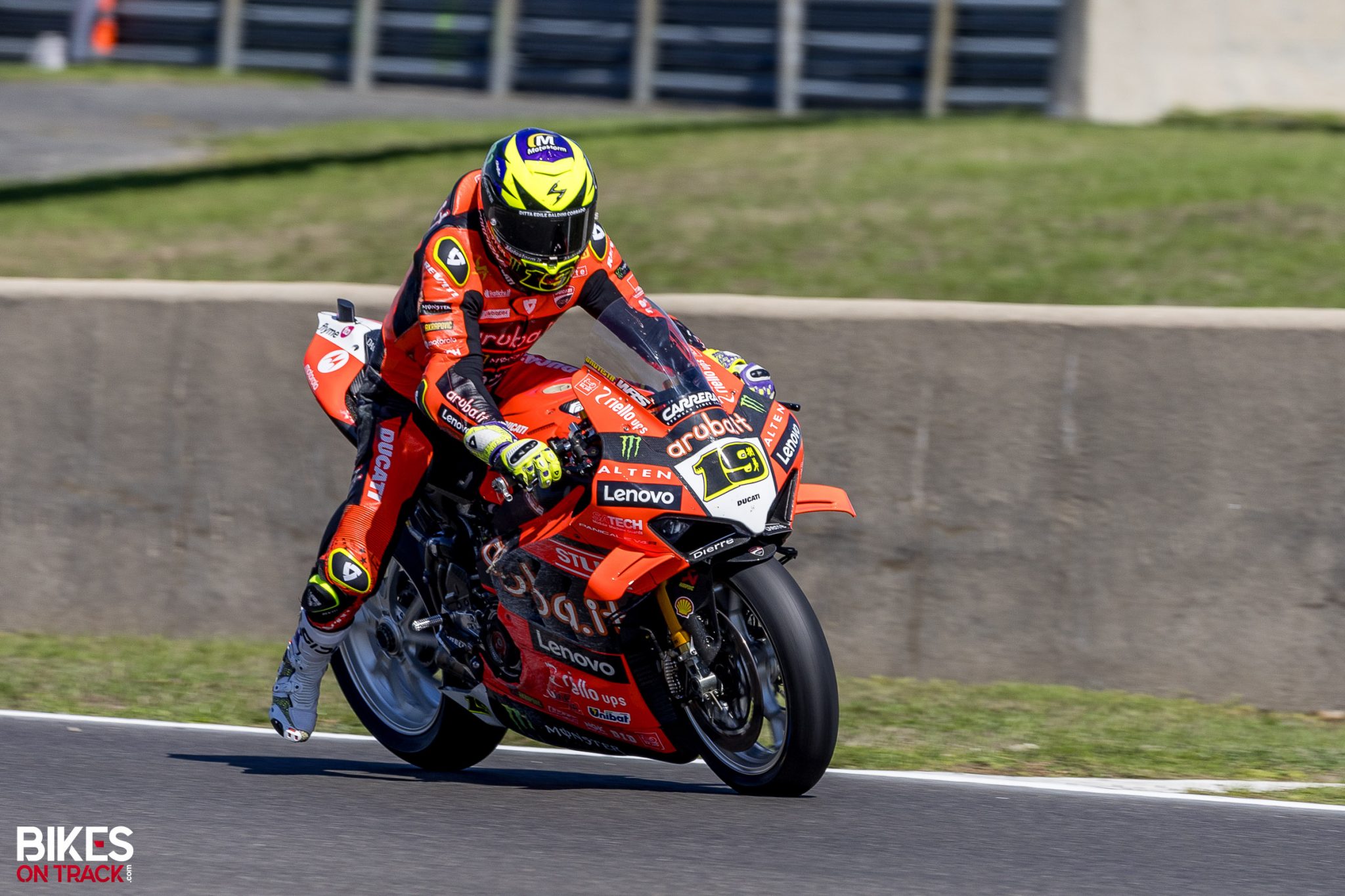 Alvaro Bautista #19 Magn-Cours