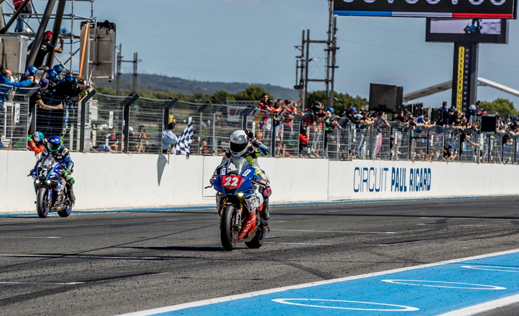 Amandine Creusot #22 - EWC Bol d'Or 2022 - Team 202 - 1000 SuperStock