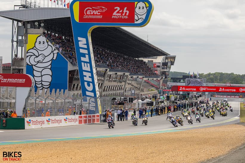 Départ des 24Heures Motos 2026 sur le circuit Bugatti Le Mans